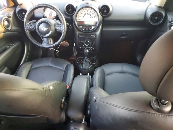 2014 MINI COOPER