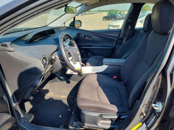 2017 TOYOTA PRIUS