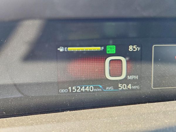 2017 TOYOTA PRIUS
