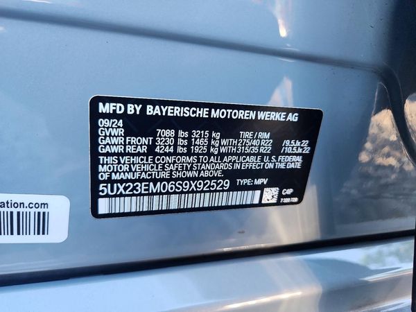 2025 BMW X7 xDrive40i