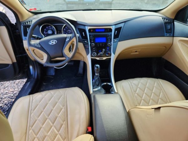 2013 HYUNDAI SONATA