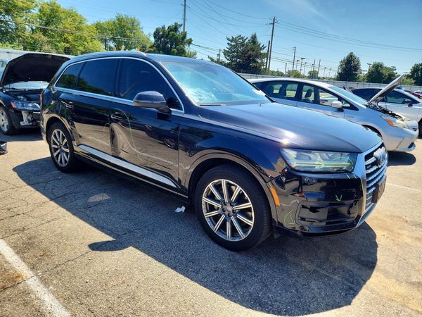 2019 AUDI Q7