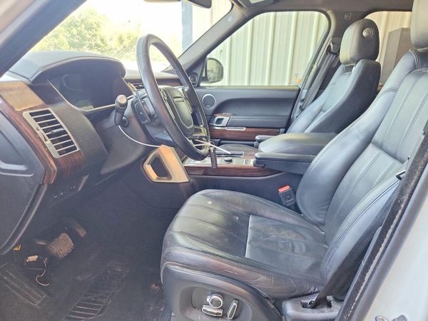 2016 LAND ROVER RANGEROVER HSE — DENT
