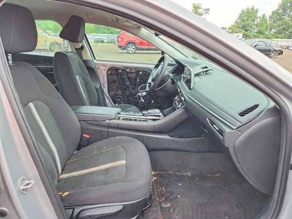 2023 HYUNDAI SONATA