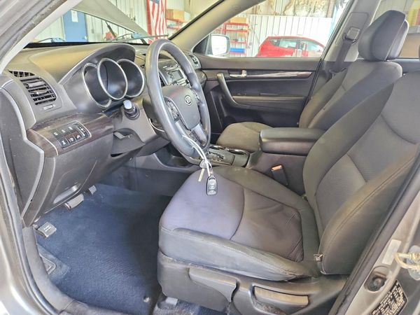 2012 KIA SORENTO GL(Middle-low grade)