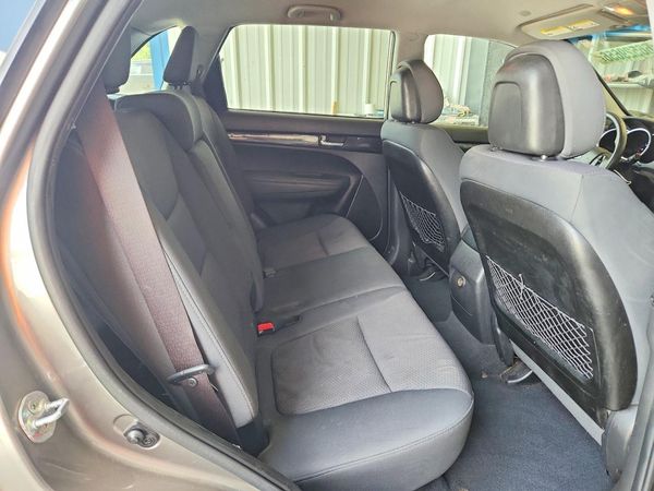 2012 KIA SORENTO GL(Middle-low grade)