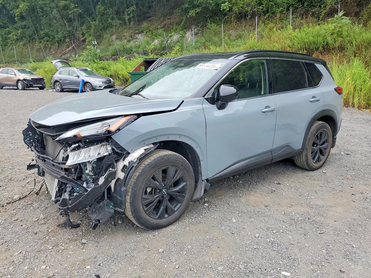 2023 NISSAN ROGUE SV — Front 3/4