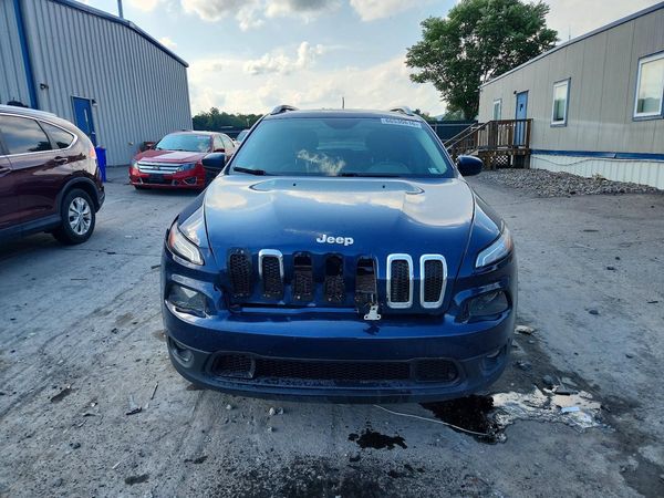 2018 JEEP CHEROKEE Latitude Plus
