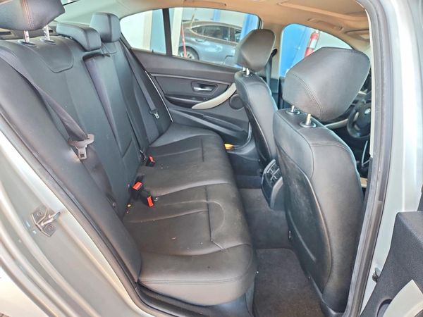 2015 BMW 320 320i