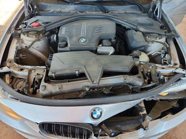 2015 BMW 320 320i