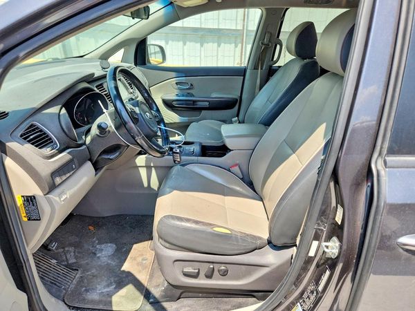 2017 KIA SEDONA