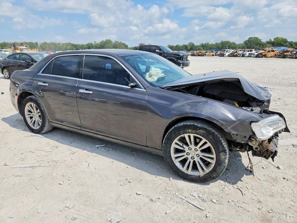 2016 CHRYSLER 300 300C — Passenger 3/4