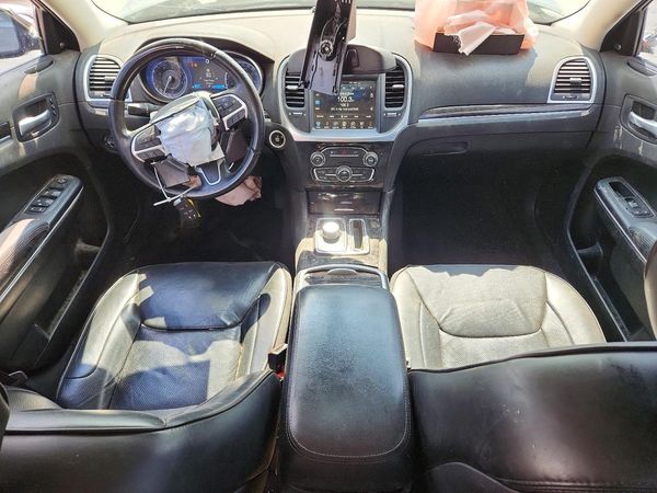 2016 CHRYSLER 300 300C — CKPT