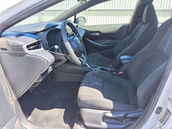 2022 TOYOTA COROLLA SE — DENT