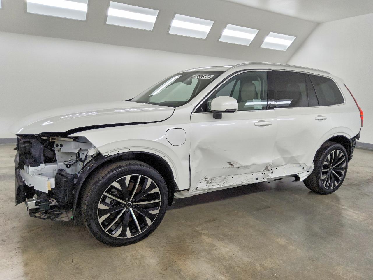 2025 VOLVO XC90 Ultra