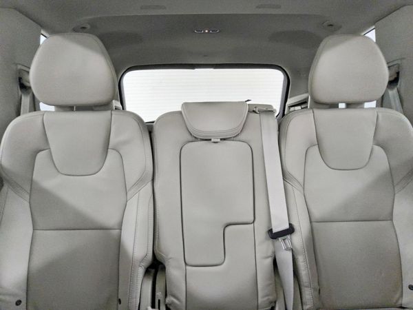 2025 VOLVO XC90 Ultra