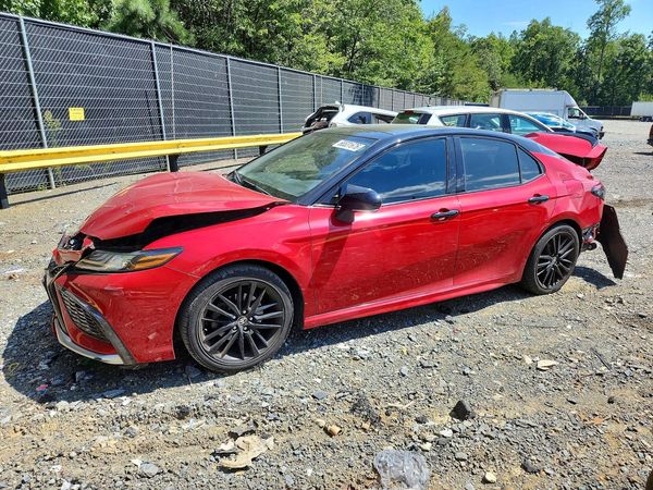 2021 TOYOTA CAMRY