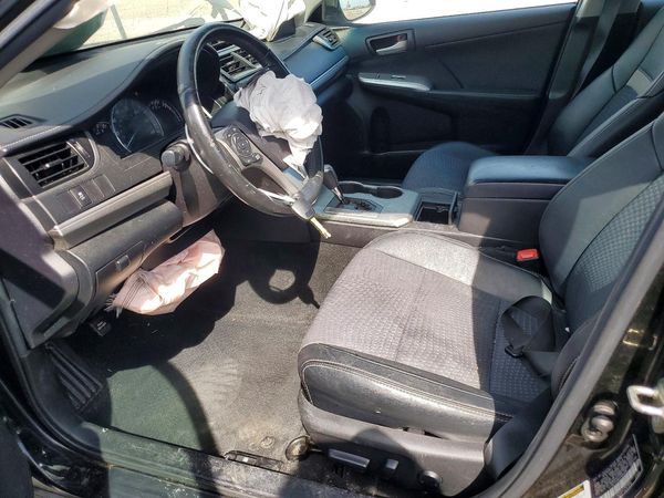 2014 TOYOTA CAMRY