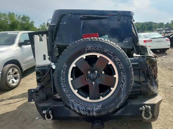 2013 JEEP WRANGLER Sahara