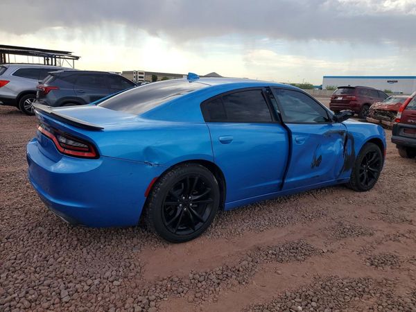 2016 DODGE CHARGER SXT
