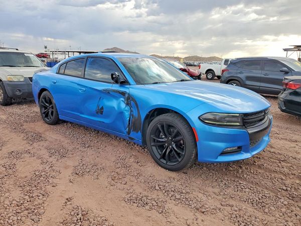 2016 DODGE CHARGER SXT