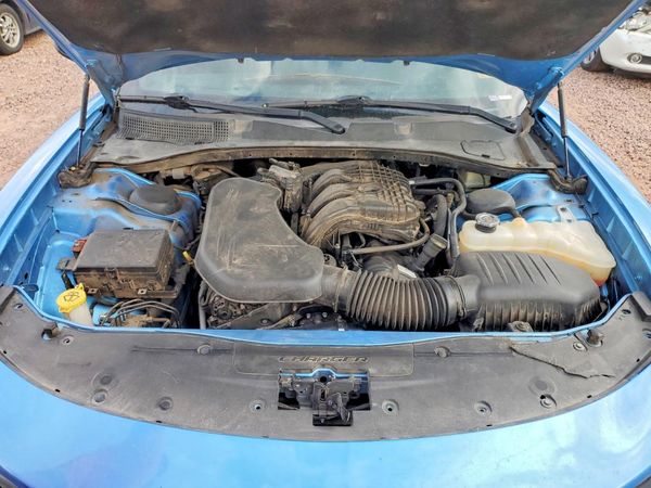 2016 DODGE CHARGER SXT