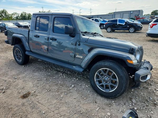 2020 JEEP GLADIATOR Overland — Passenger 3/4