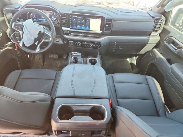 2025 CHEVROLET SILVERADO Trail Boss - LT