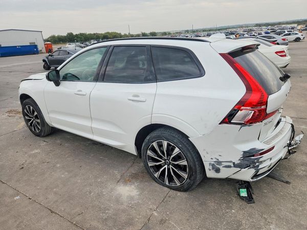 2024 VOLVO XC60 Core