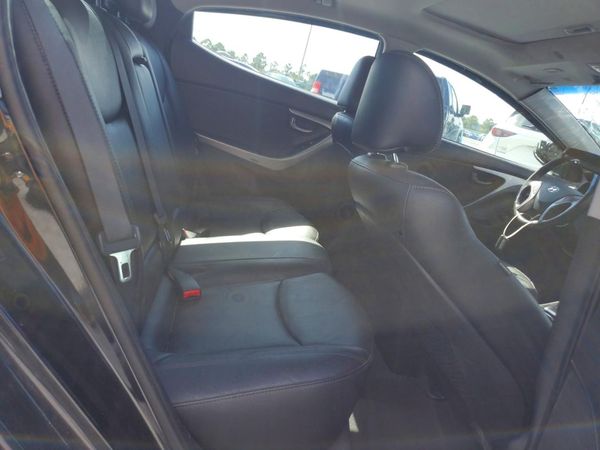 2013 HYUNDAI ELANTRA