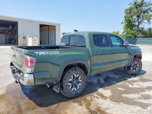 2021 TOYOTA TACOMA SR5