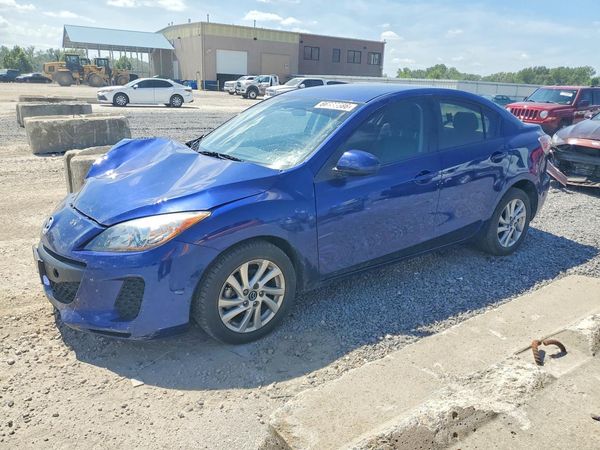 2013 MAZDA 3 Touring/GS