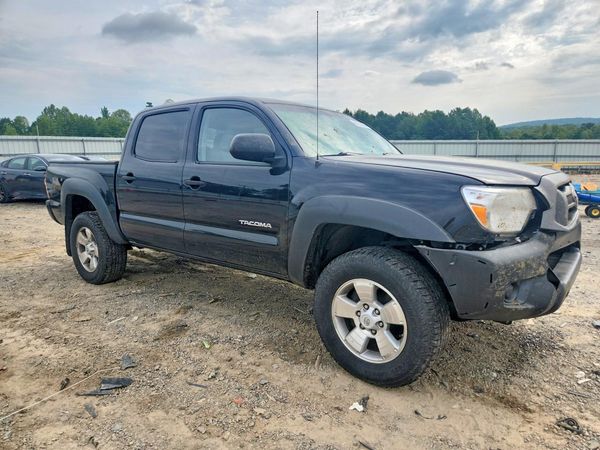 2012 TOYOTA TACOMA — Passenger 3/4