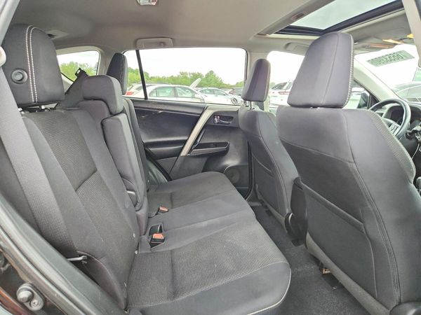 2016 TOYOTA RAV4 XLE (M Grade)