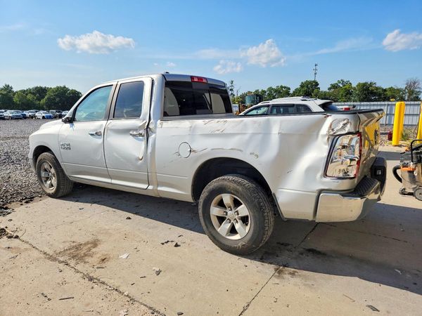 2018 RAM 1500 SLT