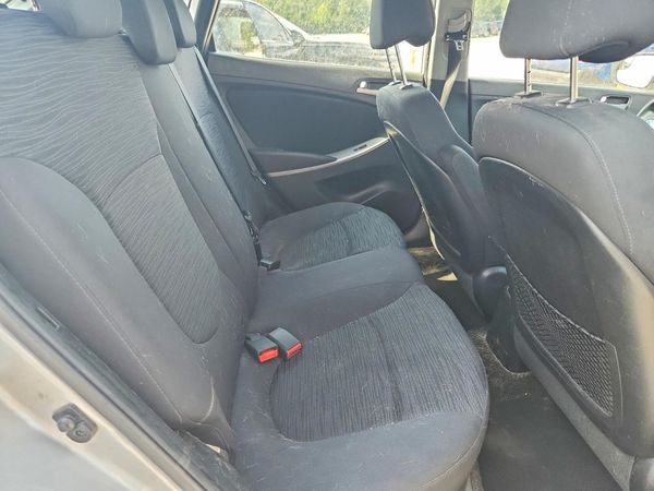 2015 HYUNDAI ACCENT GL(Middle-low)