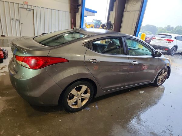 2012 HYUNDAI ELANTRA