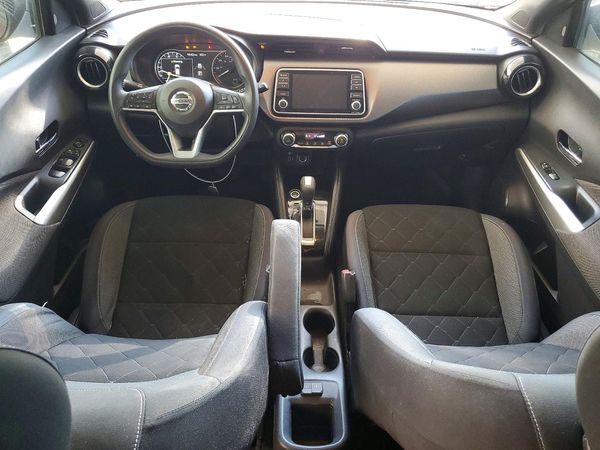 2020 NISSAN KICKS