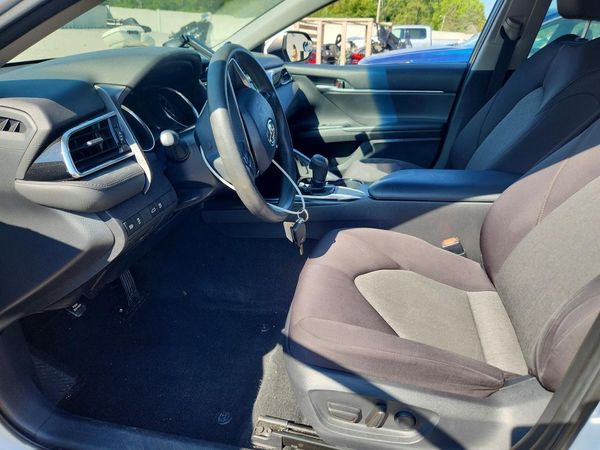 2018 TOYOTA CAMRY L/LE/SE/XLE — DENT