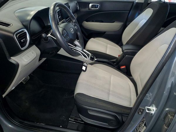2025 HYUNDAI VENUE SEL, Limited