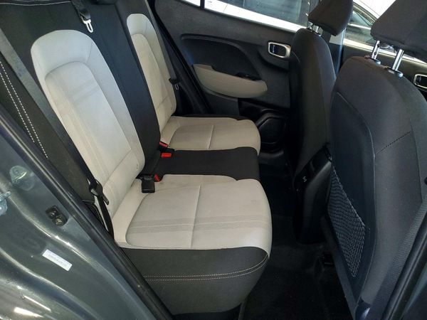 2025 HYUNDAI VENUE SEL, Limited
