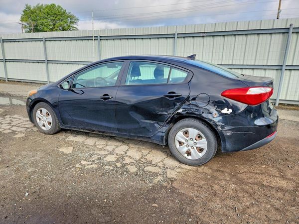 2016 KIA FORTE 4D LX GL (Middle-Low Grade)