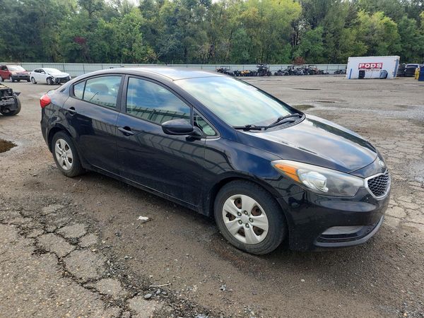 2016 KIA FORTE 4D LX GL (Middle-Low Grade)