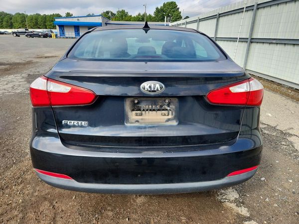 2016 KIA FORTE 4D LX GL (Middle-Low Grade)