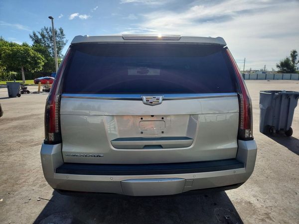 2016 CADILLAC ESCALADE