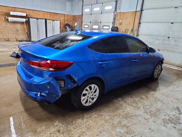 2017 HYUNDAI ELANTRA