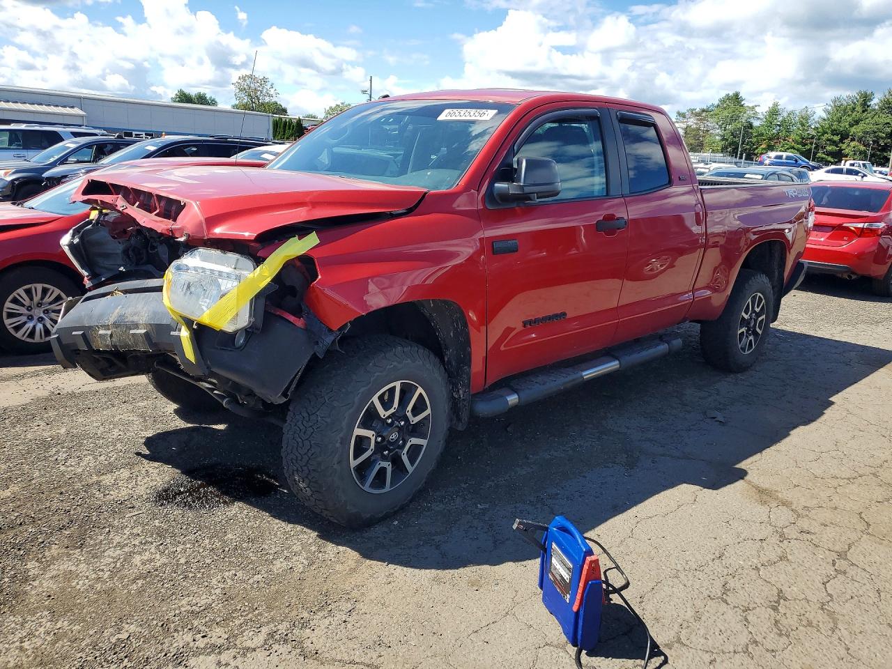 2015 TOYOTA TUNDRA SR5 Grade