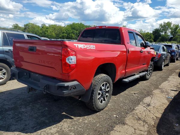 2015 TOYOTA TUNDRA SR5 Grade