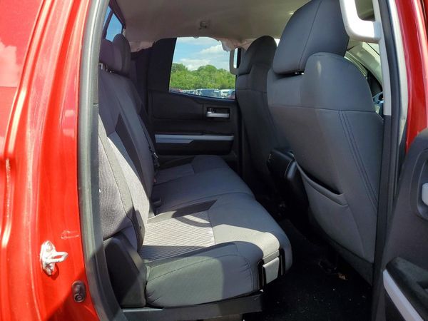 2015 TOYOTA TUNDRA SR5 Grade