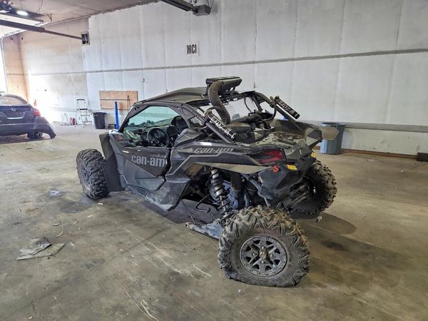 2019 CAN-AM MAVERICK X3